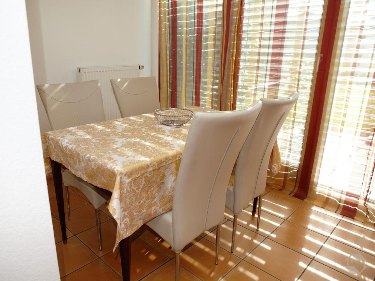 Ferienwohnung Koch Thurgauer Weg Đảo Đảo Reichenau Ngoại thất bức ảnh